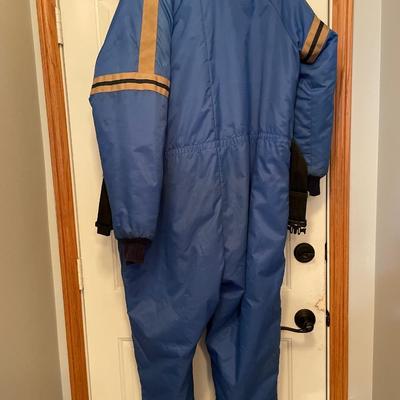 UPC vintage men’s snow suit