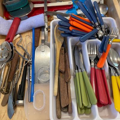 Fun color handle silverware set, kitchen utensils and cuisinart electric knife