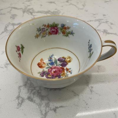 Noritake Colton floral China set for 10