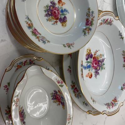 Noritake Colton floral China set for 10