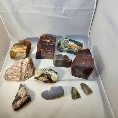 Bloodstone, Chert, Tree Agate & More (B1-JS)