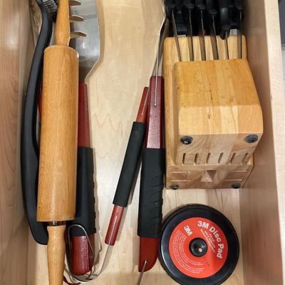 Faberware knife set including 1 Wusthof knife