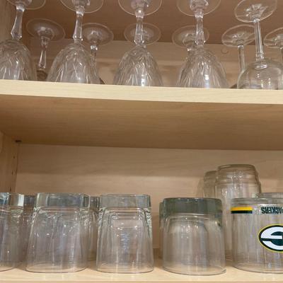 Short glasses and wine glasses