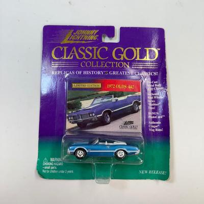 Sale Photo Thumbnail #591