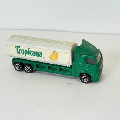 Sale Photo Thumbnail #728