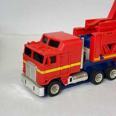 LOT 106: Mattel Hot Wheels Car Carrying Trucks
