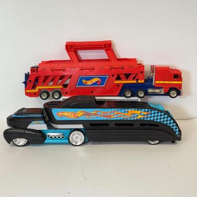 LOT 106: Mattel Hot Wheels Car Carrying Trucks