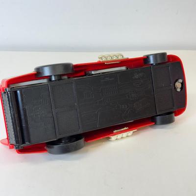 LOT 109: Hot Wheels: Highway 35 World Race Carrying Case, Airplane w/ Storage & Racecar Case w/ Cars