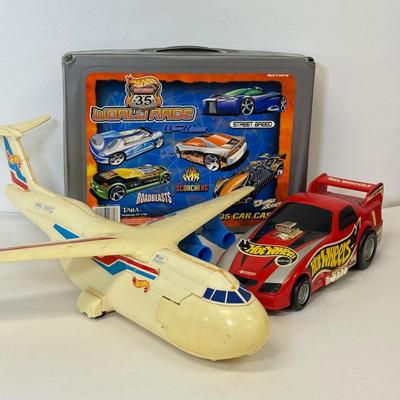 LOT 109: Hot Wheels: Highway 35 World Race Carrying Case, Airplane w/ Storage & Racecar Case w/ Cars