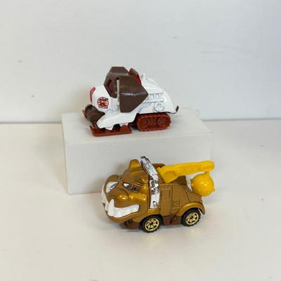 LOT 111: Matchbox Firetruck 72 Car Carrying Toy Case w/ Plenty of Cars