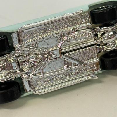 LOT 112: Matchbox Firetruck 72 Car Carrying Toy Case w/ Plenty of Cars