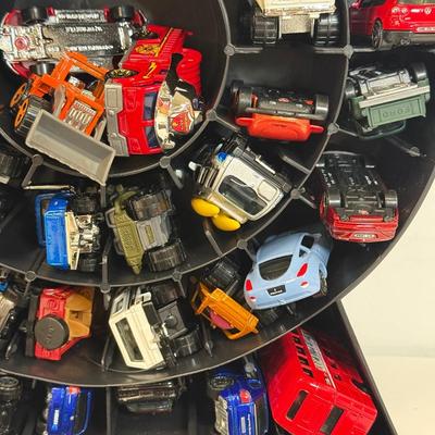 LOT 112: Matchbox Firetruck 72 Car Carrying Toy Case w/ Plenty of Cars