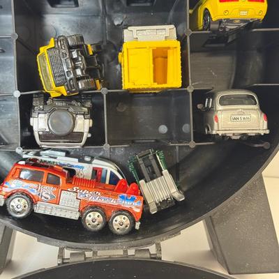 LOT 113: Tara Matchbox 30 Car Carrying Cases w/ Cars