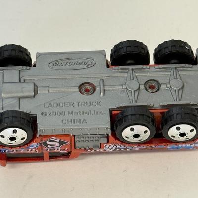 LOT 113: Tara Matchbox 30 Car Carrying Cases w/ Cars