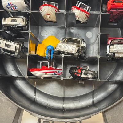 LOT 113: Tara Matchbox 30 Car Carrying Cases w/ Cars