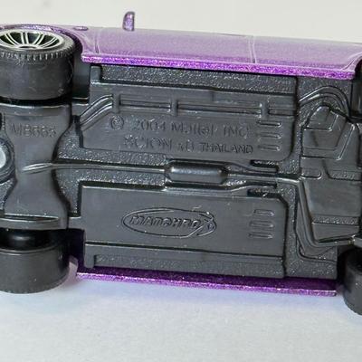 LOT 114: Tara Matchbox 30 Car Carrying Cases w/ Cars