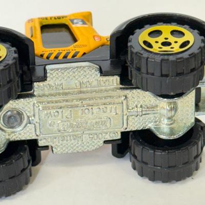LOT 114: Tara Matchbox 30 Car Carrying Cases w/ Cars