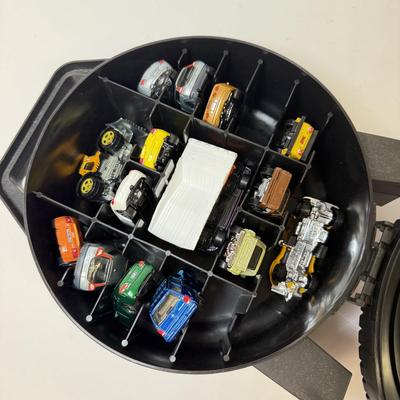 LOT 114: Tara Matchbox 30 Car Carrying Cases w/ Cars