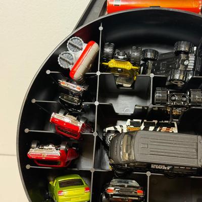 LOT 114: Tara Matchbox 30 Car Carrying Cases w/ Cars