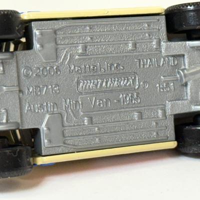 LOT 115: Tara Matchbox 30 Car Carrying Cases w/ Cars