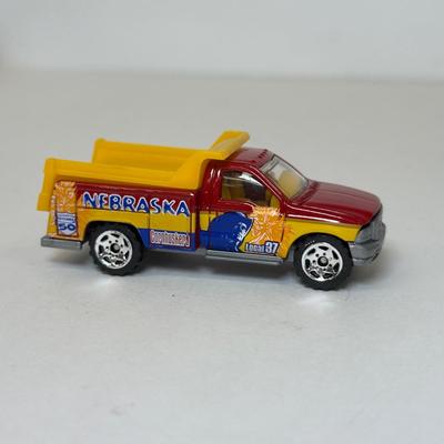 LOT 115: Tara Matchbox 30 Car Carrying Cases w/ Cars