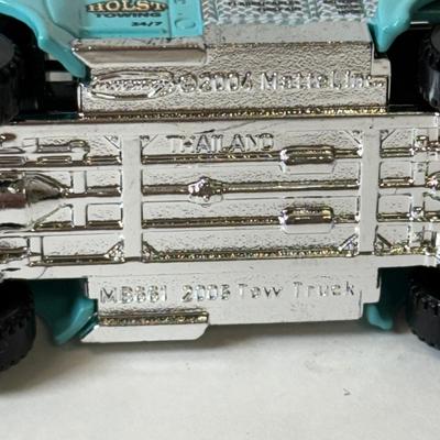 LOT 116: Tara Matchbox 30 Car Carrying Cases w/ Cars