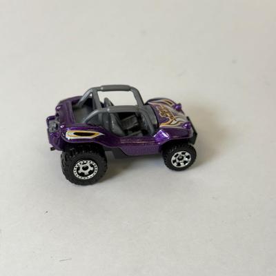 LOT 116: Tara Matchbox 30 Car Carrying Cases w/ Cars