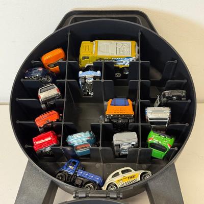 LOT 116: Tara Matchbox 30 Car Carrying Cases w/ Cars