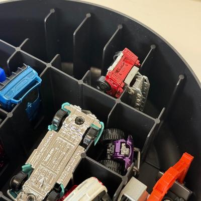 LOT 116: Tara Matchbox 30 Car Carrying Cases w/ Cars