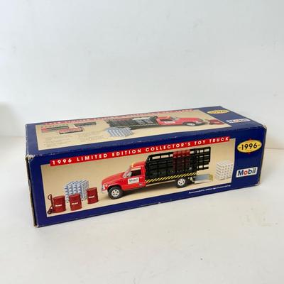 LOT 110: Gas Station Toys: Shell, Sunoco, Mobil
