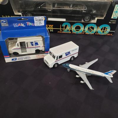 LOT 144: Taylor Trucks Christmas Sears Trucks, USA Racing Team, Peterbilt Long Hauler, 1:18 Scale Limousine & More