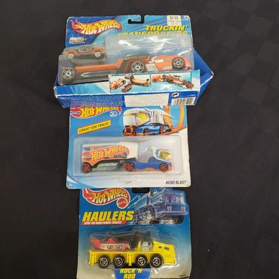 LOT 145: Hot Wheels New in Package-Final Run, Speed Demons, Light Speeders & More