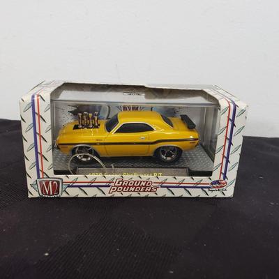 LOT 149: Hot Wheels Collectibles New in Box-Reggie Jackson Collection, M2 Machines & More