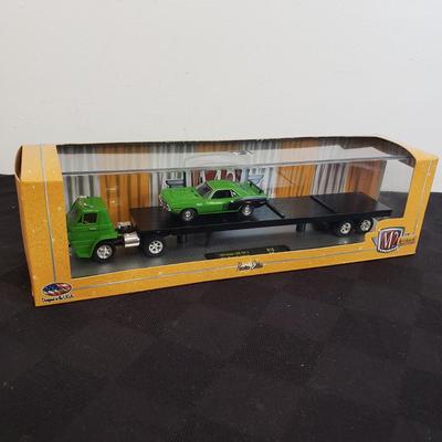 LOT 149: Hot Wheels Collectibles New in Box-Reggie Jackson Collection, M2 Machines & More