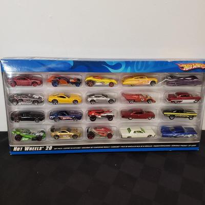LOT 150: New in Package Assortment of Hot Wheels, Matchbox & More