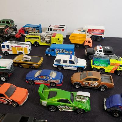 LOT 160: Assorted Hot Wheels, Matchbox & More
