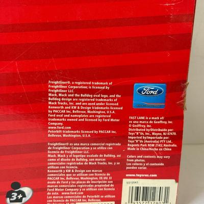LOT 202: Toys R Us Trucks & Matchbox: Spongebob & Go Diego Go