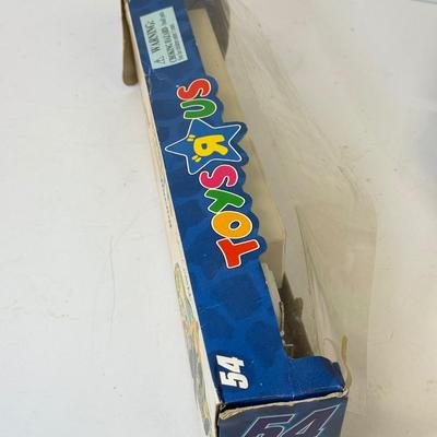 LOT 202: Toys R Us Trucks & Matchbox: Spongebob & Go Diego Go