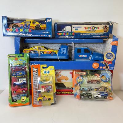 LOT 202: Toys R Us Trucks & Matchbox: Spongebob & Go Diego Go