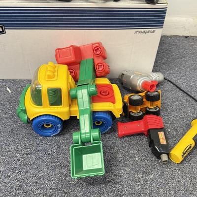 LOT 210: Big Lot of Young Kids Construction Vehicle Toys & More
