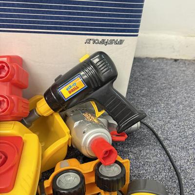LOT 210: Big Lot of Young Kids Construction Vehicle Toys & More