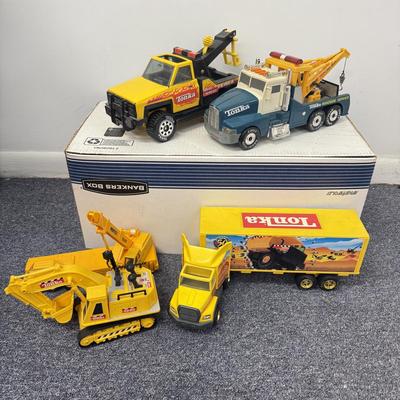 LOT 209: Tonka Tow Trucks, Tractor Trailer & More