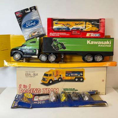 LOT 213: Large Kawasaki Racing Trailer, 1994 Nascar Fun Saver in Box & More