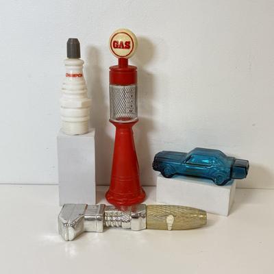 LOT 215: Vintage Avon Aftershave Bottles