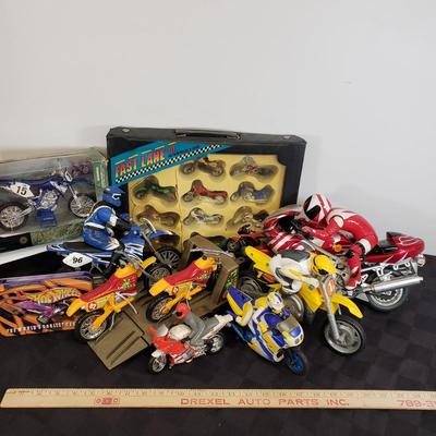 LOT 226: Motorcycle & Dirt Bike Collection