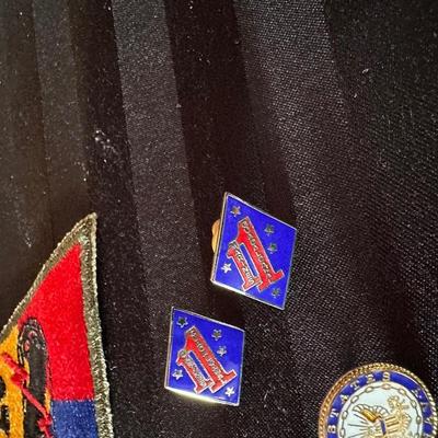 MILITARY BARS, PATCHES AND PINS