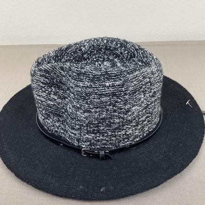 New Coco + Carmen Women’s Fedora Hat Black Brim
