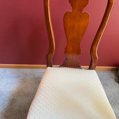 American Drew solid wood dining room table and chairs