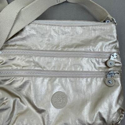 2 Lightweight Travel Crossbody Handbags