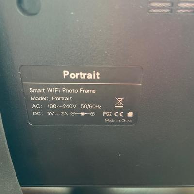 Small round table with digital photo frame